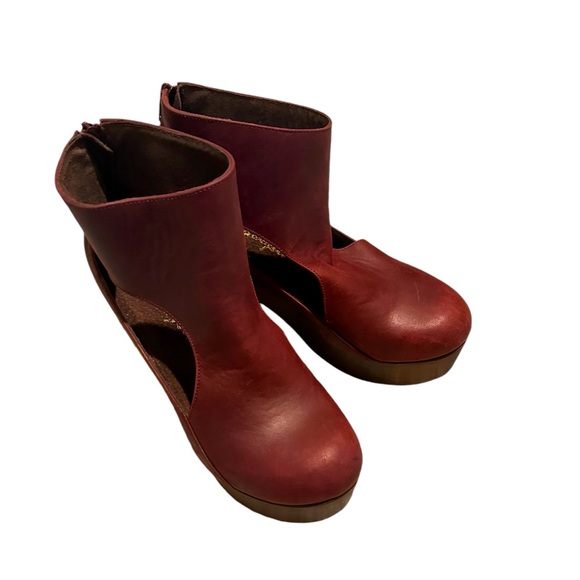 NWOT Free People Horizon Platform Maroon Purple Clog Booties 39 38 - Picture 2 of 7